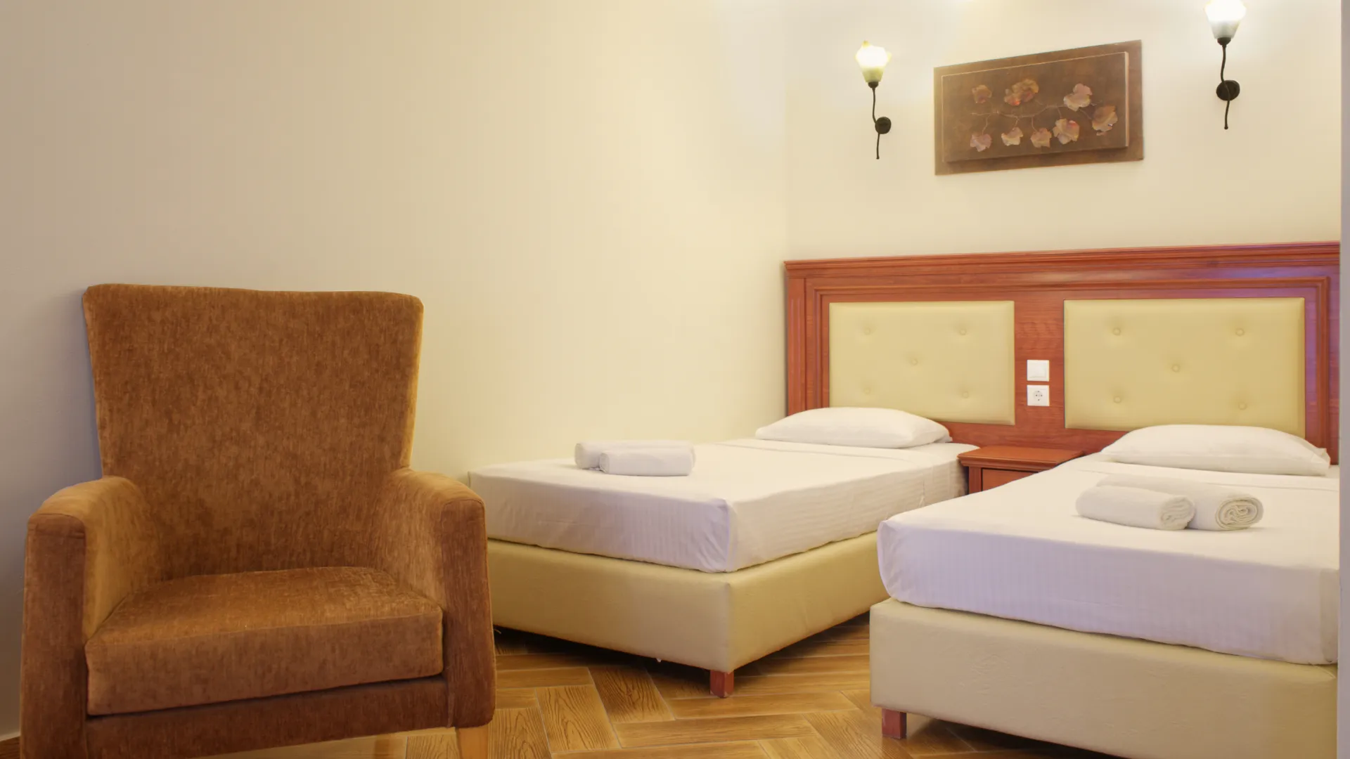Superior Rooms 003